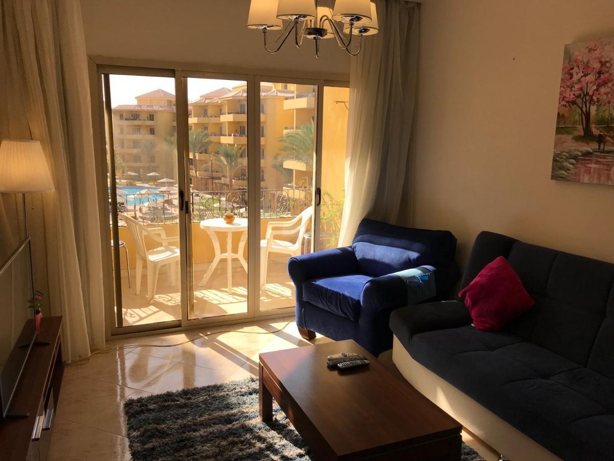 Pool View Apartments At British Resort - Unit 15 الغردقة الغرفة الصورة